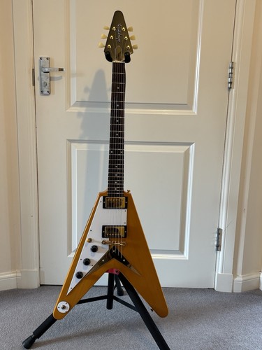Epiphone inspired gibson - epiphone,