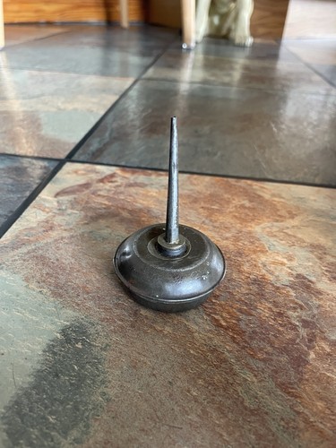 Old oil can dispenser - oil,