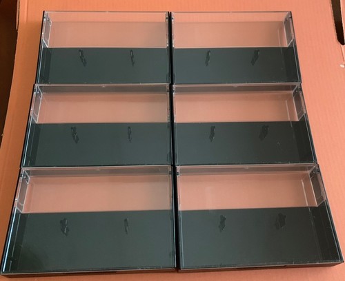 Empty cassette cases high - 6,