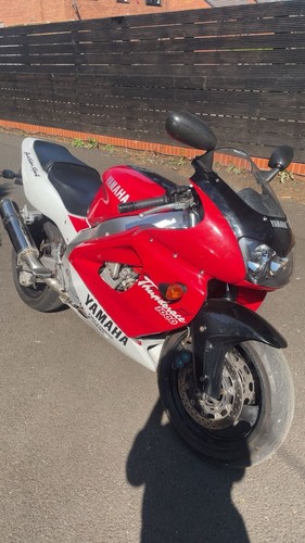 Yamaha yzf thunderace 1000c