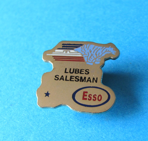 Esso lubes salesman pin badge - salesman,