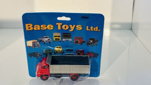 Base toys scale - base-toys, 1/76