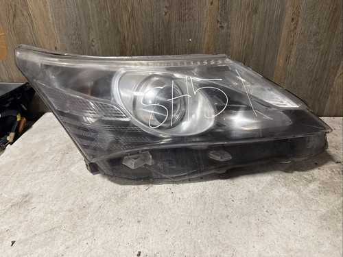 Toyota avensis headlight - toyota,