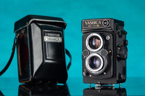 Yashica mat 124g tlr camera - yashica,