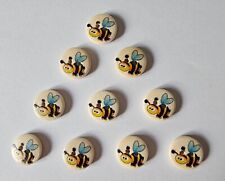 10 Bee Pattern Buttons Size