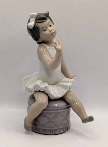 Lladro figurine little ballet - figurine, "little