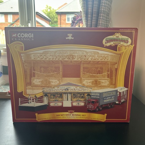 Corgi classics showman - classics, showman's