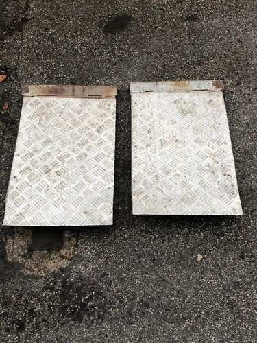 Aluminum car loading ramp