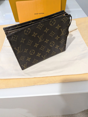 Louis vuitton toiletry pouch - louis,