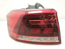 PASSAT PASSENGER TAIL LIGHT