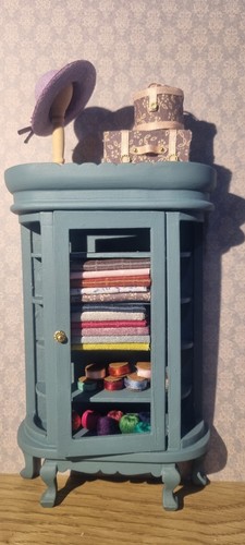 12th scale dollhouse - scale,