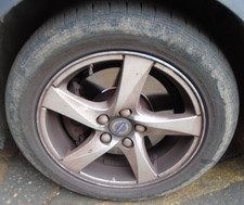 16 VOLVO V40 MK2 2.0D SE 1X