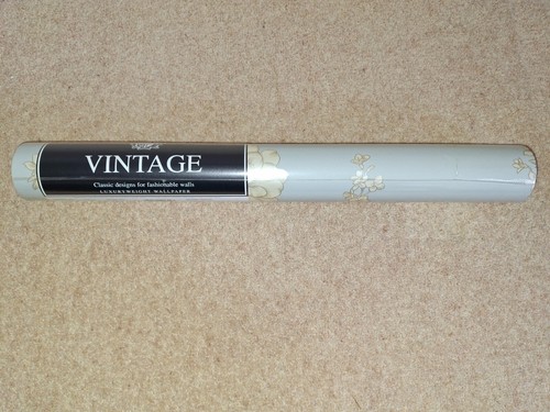 Roll sealed arthouse - 1,