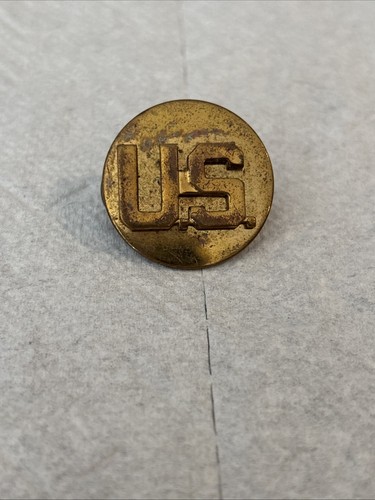 Wwii round solid brass - wwii,