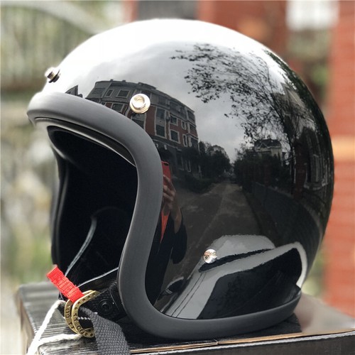Vintage open motorcycle - 3/4,