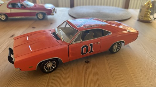 Ertl general lee dukes - 1.18,