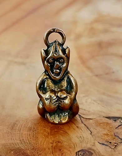 Vintage lucky pixie - vintage,