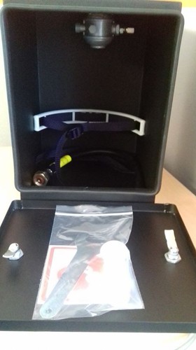 907 gas locker - full, with