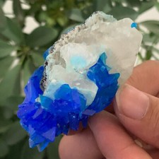 81G Natural blue copper sulfate mineral specimen healing