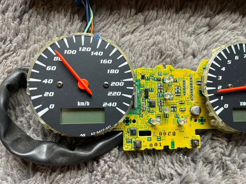 Suzuki bandit clocks display - bandit,