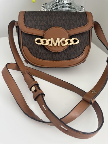Michael kors signature - mk,