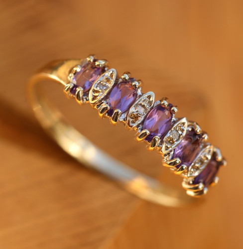 9ct solid yellow gold amethyst - 9ct,