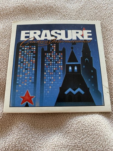 Erasure crackers - -,