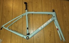 Trek Madone Four Series Carbon