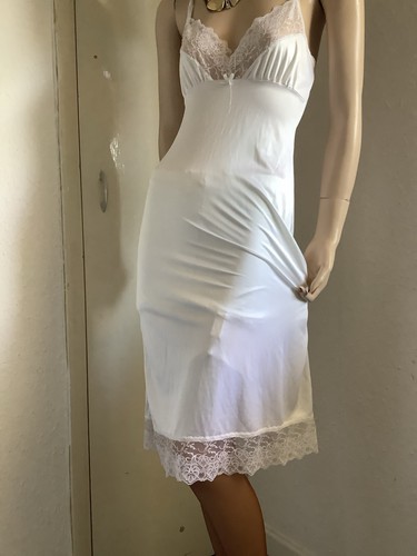 Vtg debenhams white silky - white,