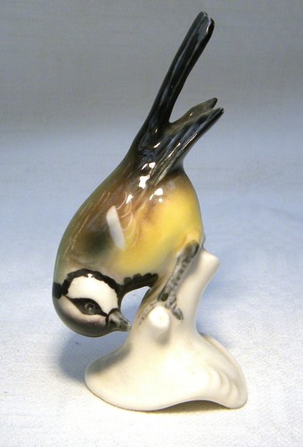Goebel bird figure cv30 - bird,