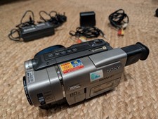 SONY Handycam CCD-TRV67E Hi8 /