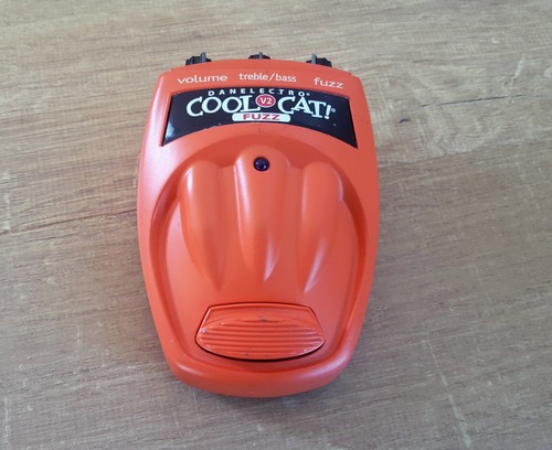 Danelectro cool cat fuzz - fuzz, v2