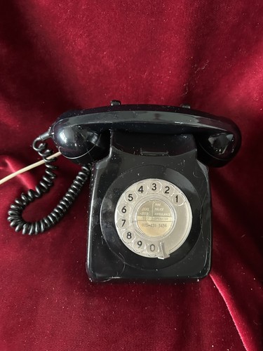 Black telephone vintage - telephone, rotary