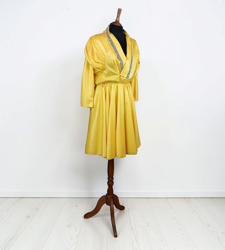 Vintage 80s dress - dress, quirky