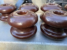 1 BROWN PORCELAIN / CERAMIC ELECTRICITY INSULATORS.