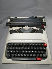 Olivetti Lettera 12 Portable