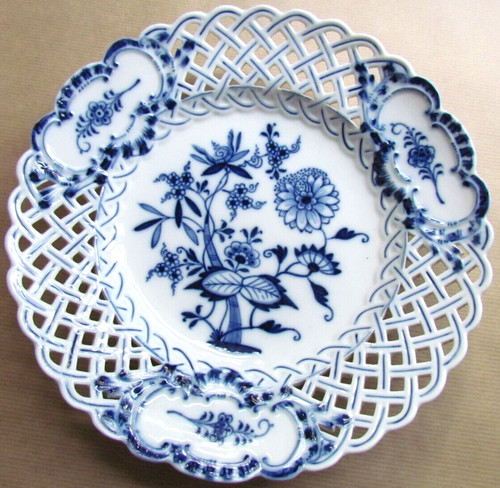 Meissen porcelain onion - porcelain,