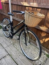 Giant Escape Hybrid Bicycle