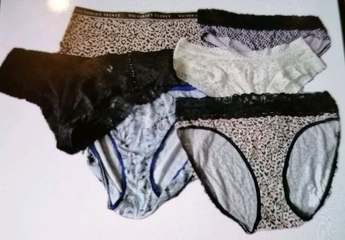 Small joblot pairs - of,