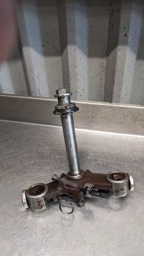 Kawasaki z400 bottom yoke - kawasaki,