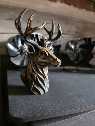 Stag head black gold - &,