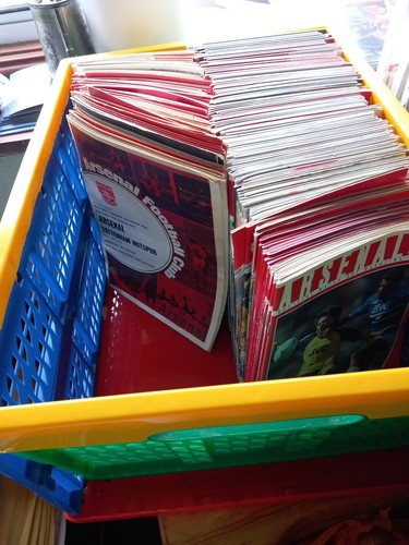 Arsenal football programmes - arsenal, x