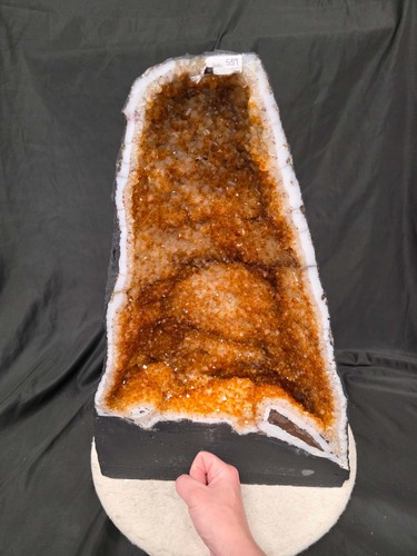 Tall citrine geode 539 - 539, crystal