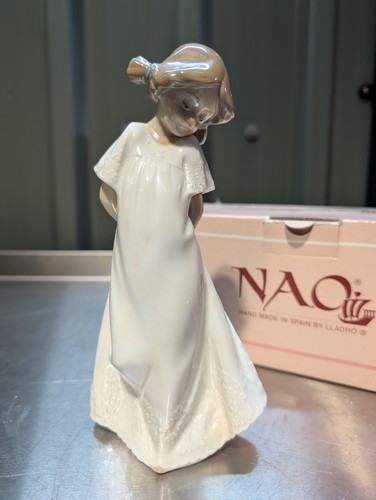 Nao lladro porcelain so - nao,