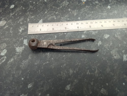 Antique lead shot - ,