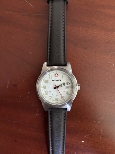 Wenger swiss army quartz - quartz, watch