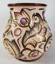 Good Vintage Wade Heath Gothic