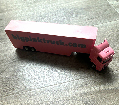 Corgi big pink - pink, truck