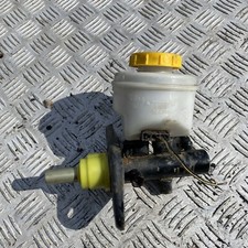 Nissan Micra Terrano 1994-2005 Genuine Brake Master Cylinder 74470892