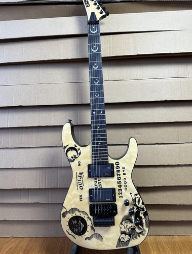 Kirk hammett ouija - kirk,